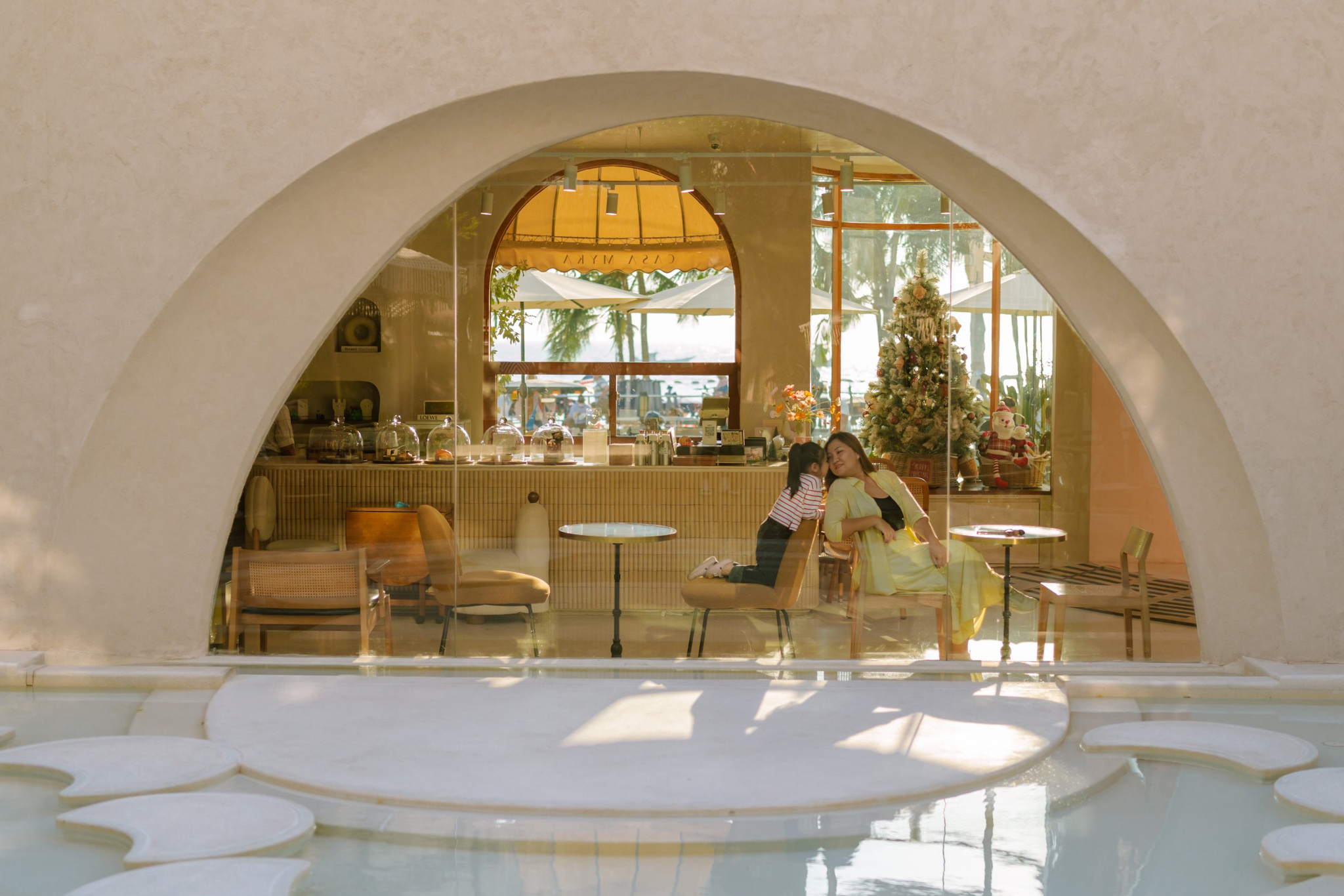 Casa Myka , Pattaya คาเฟ่มู้ดดี ริมหาดดงตาลพัทยา